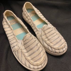 Roxy-Youth‎ White/Silver Glitter Stripe -Size 13